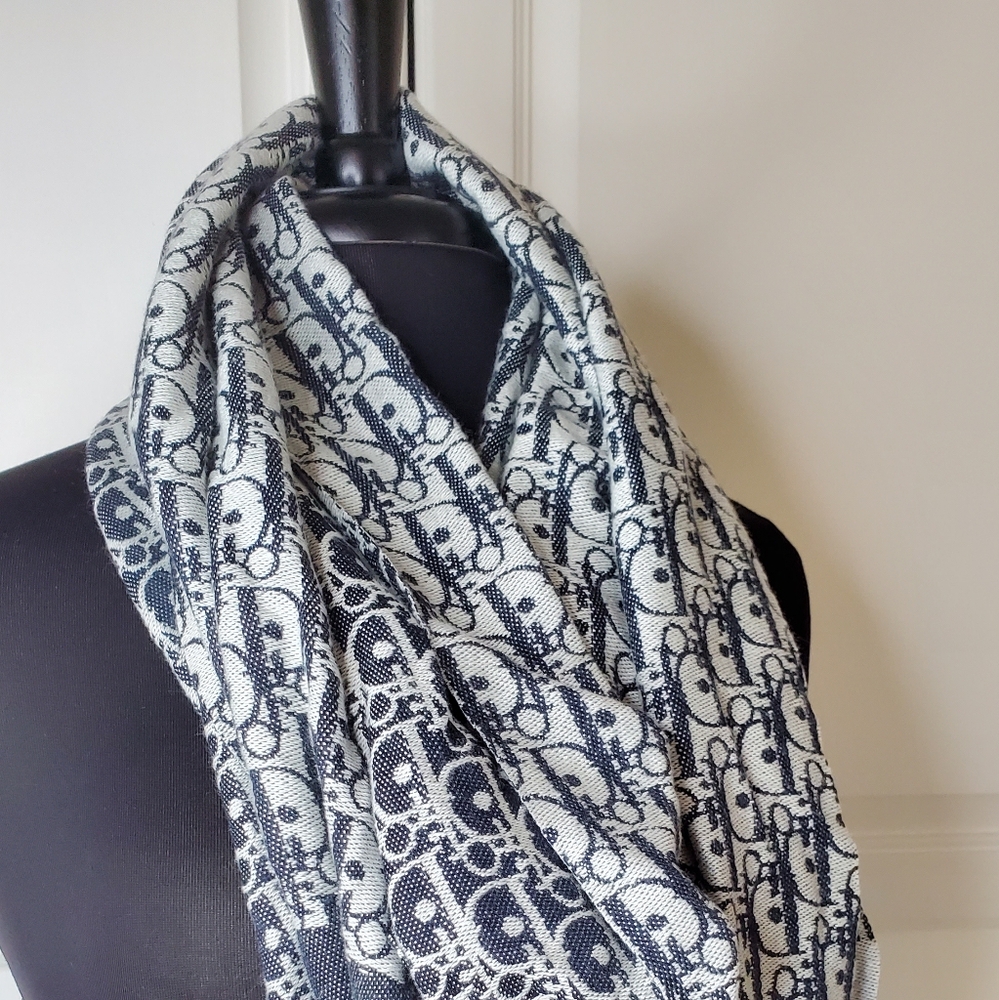 LOGO Blue Scarf
